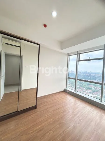 image APARTEMEN NEW GRESS SEMI FURNSIHED (1 BR) DI GRAND SUNGKONO LAGOON DEKAT MAYJEND SUNGKONO, DUKUH KUPANG, BUKIT DARMO (3)