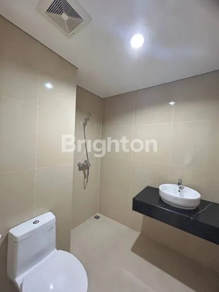 image APARTEMEN NEW GRESS SEMI FURNSIHED (1 BR) DI GRAND SUNGKONO LAGOON DEKAT MAYJEND SUNGKONO, DUKUH KUPANG, BUKIT DARMO (4)