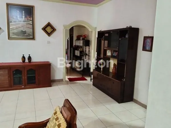 image RUMAH LUAS 560M² DI AURI SEPINGGAN, DEKAT BANDARA (2)