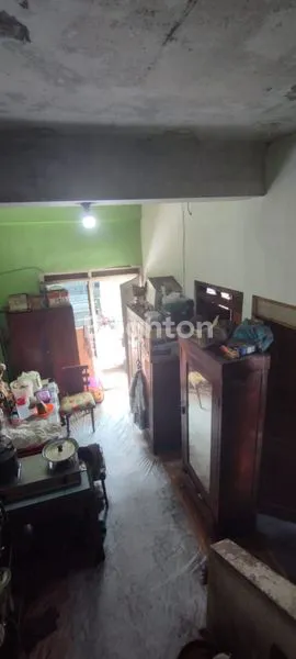 image RUMAH DI JUAL DI PUSAT KOTA (2)