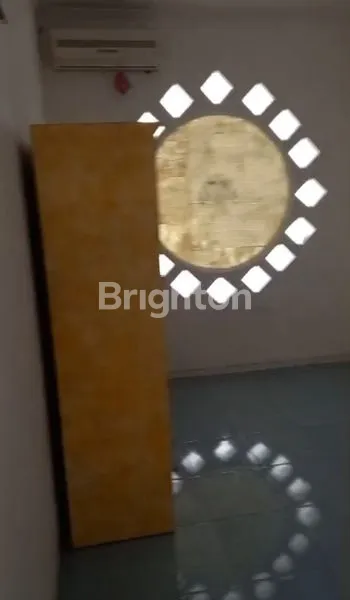 image JUAL SEWA KONTRAK RUMAH 2LANTAI BABATAN PRATAMA WIYUNG SURABAYA BARAT (3)