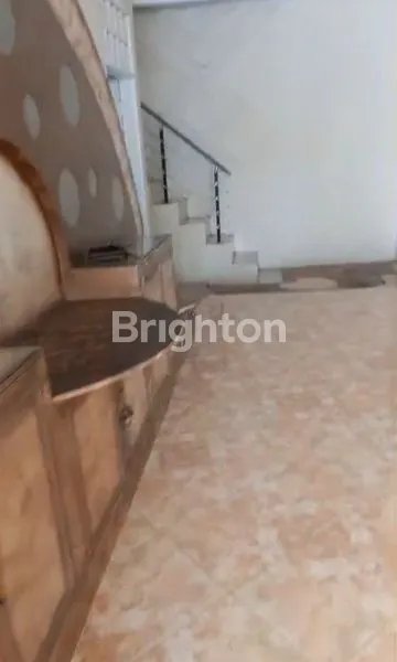 image JUAL SEWA KONTRAK RUMAH 2LANTAI BABATAN PRATAMA WIYUNG SURABAYA BARAT (5)