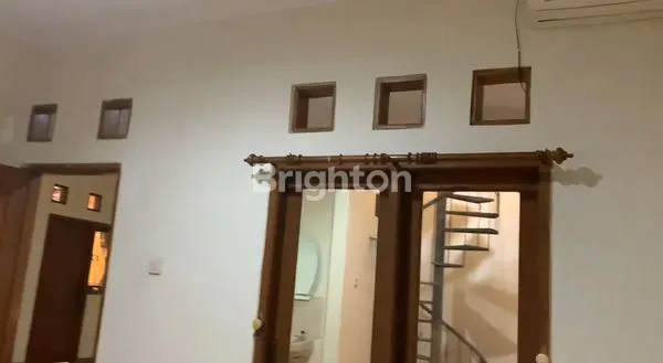 image SEWA KONTRAK RUMAH BABATAN PRATAMA WIYUNG SURABAYA BARAT (8)