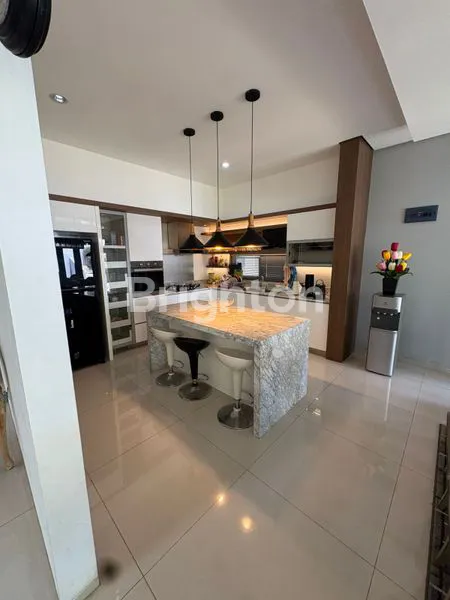 image RUMAH MEWAH DI DAGO PAKAR, VIEW BANDUNG & SHM (6)