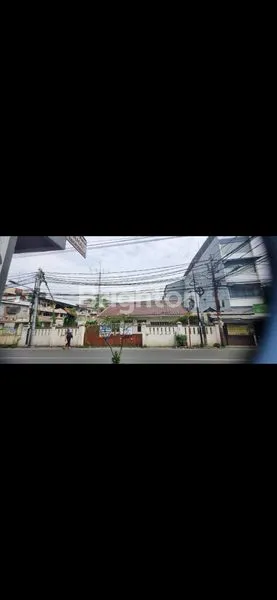 image DIJUAL RUMAH LAMA KAMPUNG KRENDANG (2)