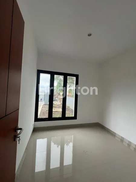 image RUMAH VILLA BATU (4)