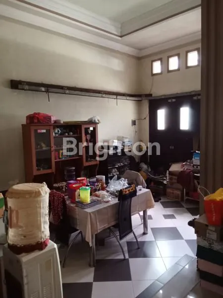 image RUMAH HUNIAN 2 LT DIJUAL DAERAH SAWOJAJAR SITUASI TENANG COCOK UNTUK KELUARGA BESAR (3)