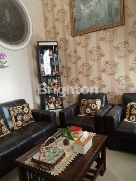 image RUMAH HUNIAN 2 LT DIJUAL DAERAH SAWOJAJAR SITUASI TENANG COCOK UNTUK KELUARGA BESAR (2)