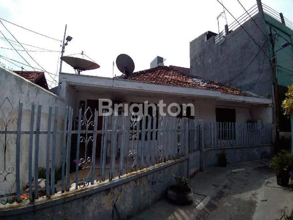 image RUMAH 1 LANTAI DI KEMAYORAN (3)