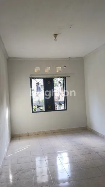 image RUMAH NYAMAN DAN ASRI DI DEKAT KAMPUS UNUD JIMBARAN BALI (5)