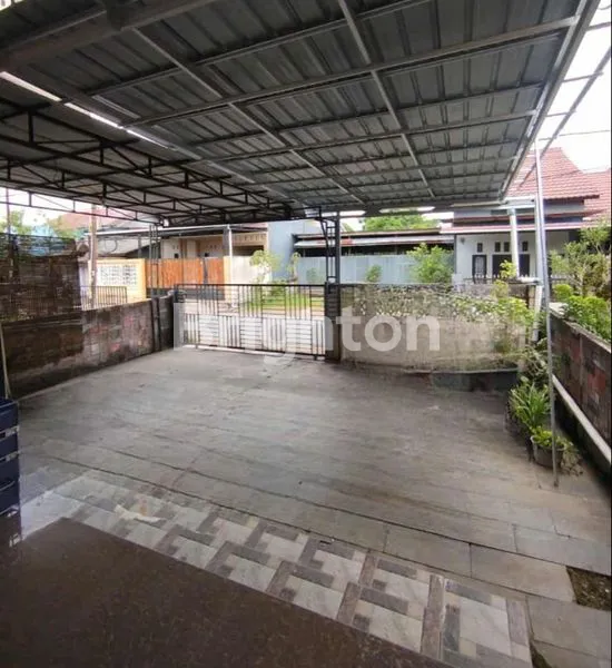image RUMAH 2 LANTAI PREMIUM DI JALAN SRIKANDI, SIAP HUNI (3)