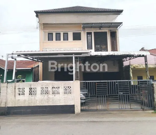 image RUMAH 2 LANTAI PREMIUM DI JALAN SRIKANDI, SIAP HUNI (1)