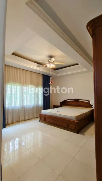 image RUMAH ASRI 2 LANTAI DI VILLA DUTA, LT 700M² (5)