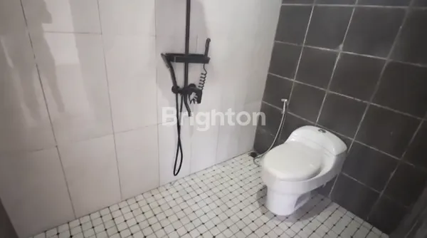 image RUKO MINIMALIS DAN STRATEGIS DI JATINGALEH (3)