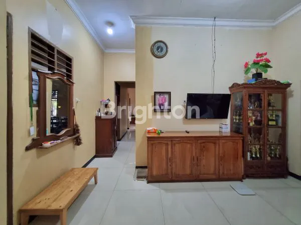 image RUMAH ASRI DENGAN SENTUHAN NATURAL — LOKASI FAVORIT JAGAKARSA ║ HIDUP PRAKTIS TANPA DRAMA BANJIR (4)