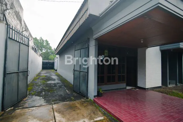 image RUMAH & GUDANG SIAP PAKAI NOL JALAN UTAMA KOTA BATU DEKAT LIPPO PLAZA KOTA BATU (2)