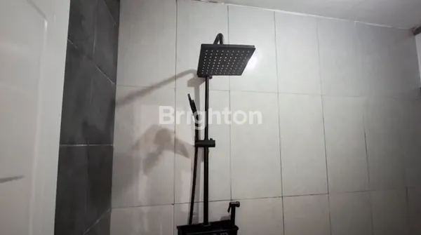 image RUKO EX BARBERSHOP DAN SALON MINIMALIS DAN STRATEGIS DI JATINGALEH (5)