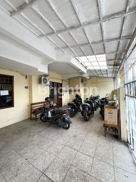 image RUMAH KOS EKSKLUSIF DI RUNGKUT MEJOYO UTARA DEKAT UNIV.UBAYA / TENGGILIS MEJOYO / KALIRUNGKUT (2)