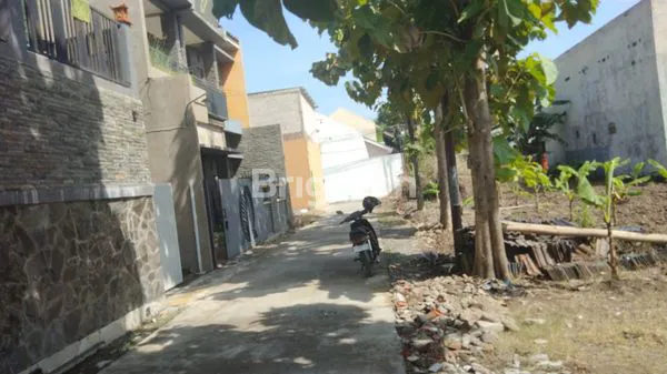 image RUMAH MEWAH 3 LANTAI, 4 KT DEKAT BANDARA BOYOLALI (2)