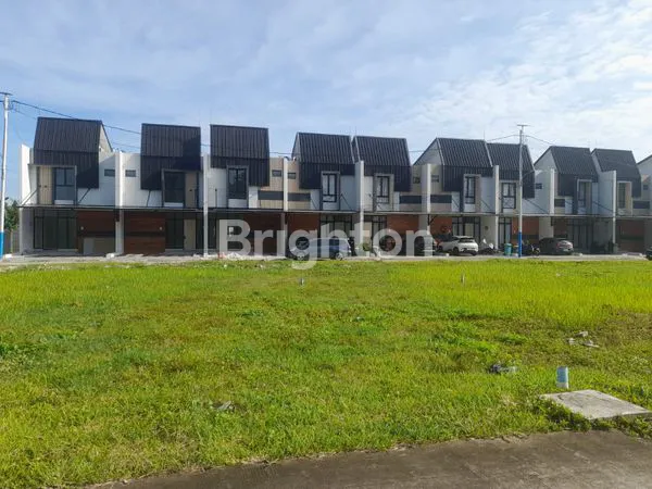 image RUMAH MEWAH 72/46 DI SERAMBI JAKARTA, BEKASI (6)