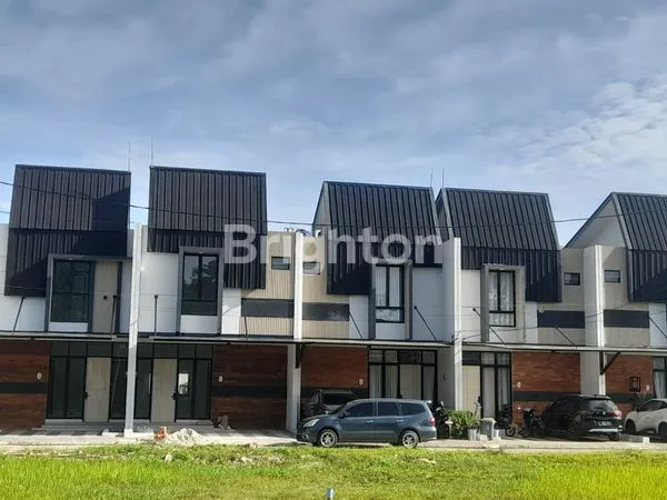 image RUMAH MEWAH 72/46 DI SERAMBI JAKARTA, BEKASI (7)