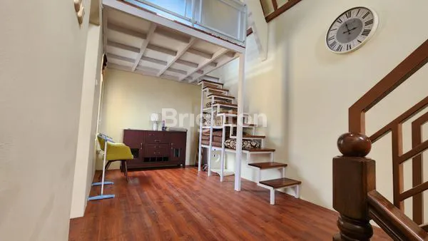 image JUAL RUMAH 2 LANTAI TEMA BALI BESERTA ISI RUMAH (4)