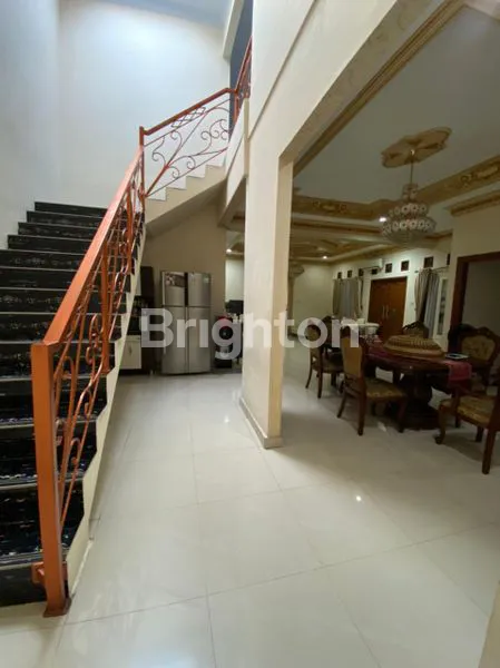 image RUMAH BESAR STRATEGIS PINGGIR JALAN RAYA TENGAH GEDONG – PASAR REBO, JAKARTA TIMUR (7)