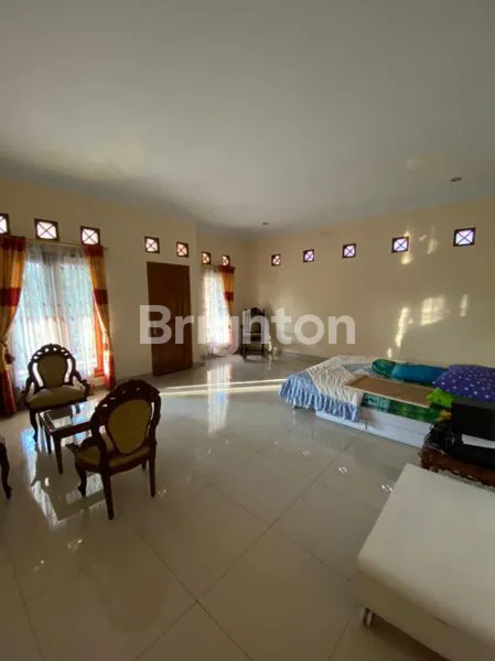 image RUMAH BESAR STRATEGIS PINGGIR JALAN RAYA TENGAH GEDONG – PASAR REBO, JAKARTA TIMUR (6)