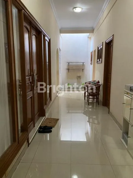 image RUMAH BESAR STRATEGIS PINGGIR JALAN RAYA TENGAH GEDONG – PASAR REBO, JAKARTA TIMUR (8)