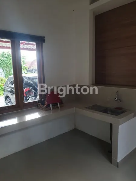 image RUMAH 2 LANTAI DI UBUNG, 3 KT & HADAP SELATAN (5)