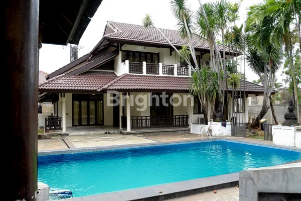 image RUMAH MEWAH LUAS NUANSA RESORT DI LINGKUNGAN PREMIUM & BERKELAS DI ANTASARI JAKARTA SELATAN (1)