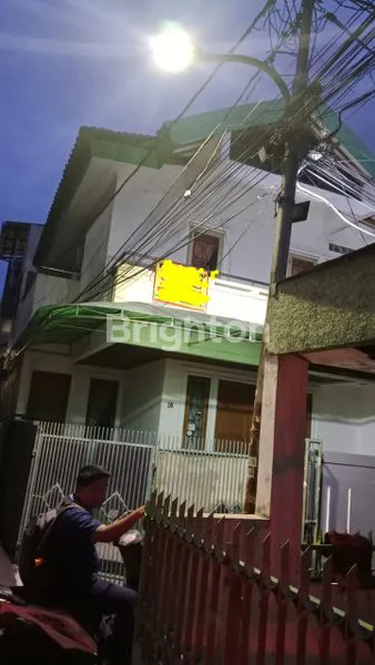 image RUMAH HOOK 2 ½ LANTAI TANJUNG DUREN (1)