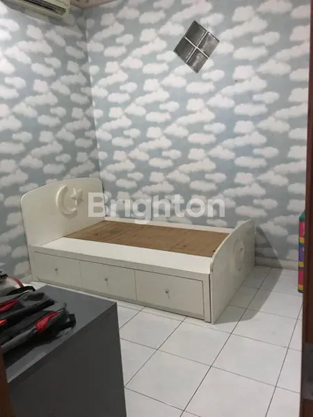 image RUMAH HOOK 2 ½ LANTAI TANJUNG DUREN (6)