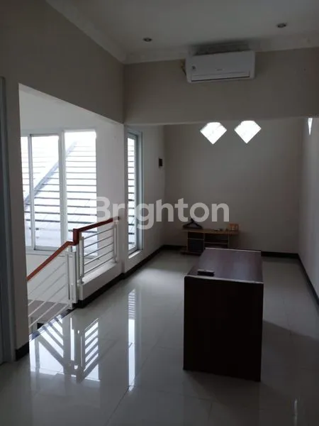 image RUMAH 2 LANTAI SIAP HUNI GRAND CIBUBUR COUNTRY (6)