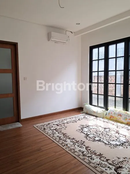 image RUMAH MEWAH DI BAWAH NJOP DAERAH ELITE SEMARANG ATAS (4)