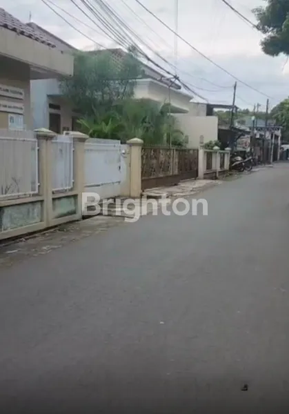 image RUMAH KRAMAT JATI – 2 UNIT 1 LOKASI (5)