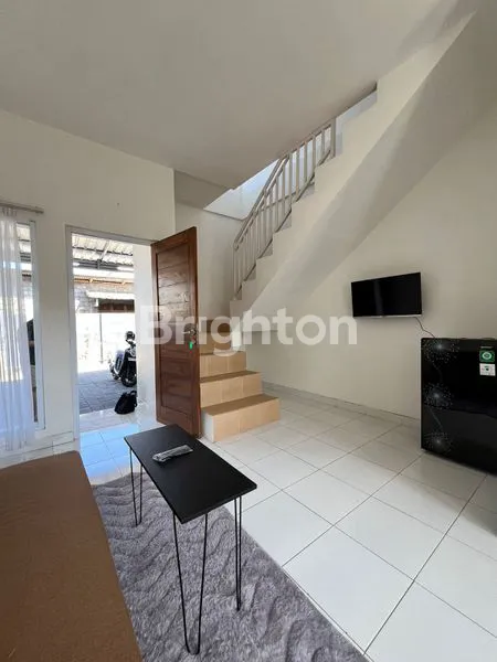 image DISEWAKAN RUMAH MINIMALIS 2 LANTAI  RENON  DENPASAR (2)