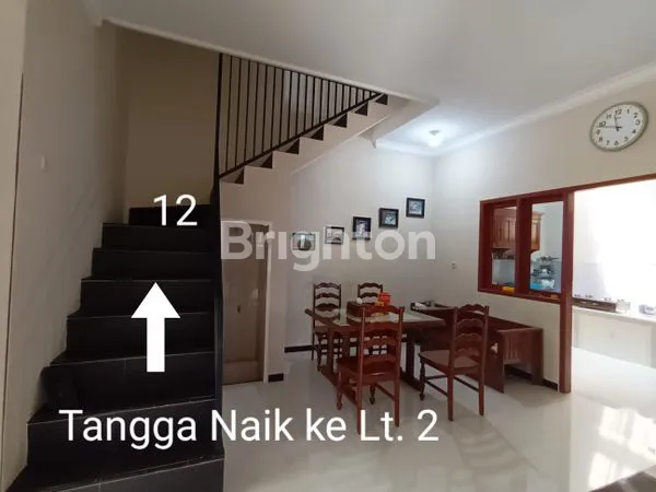 image RUMAH DUA LANTAI DEKAT KAMPUS BINUS MALANG DAN DEKAT ARAYA DI TIRTOMOYO MALANG (2)
