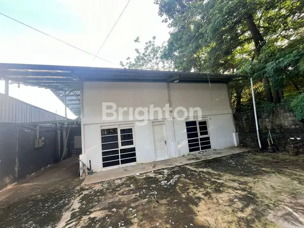 image RUMAH UNTUK USAHA DI DAERAH ELITE SEMARANG ATAS (4)