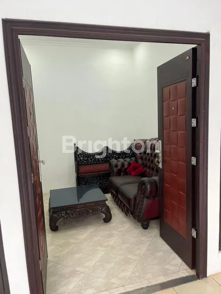 image RUMAH 1,5 LANTAI DI MEGA CINERE DEPOK (3)