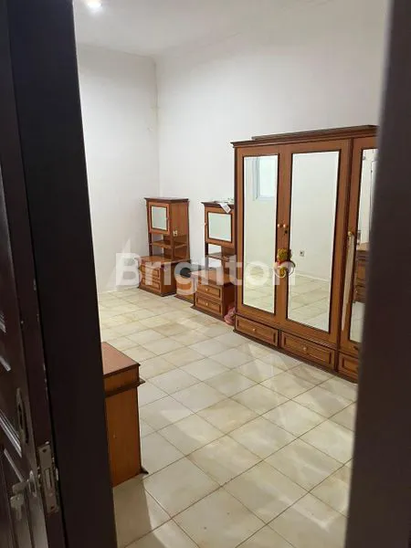 image RUMAH 1,5 LANTAI DI MEGA CINERE DEPOK (7)