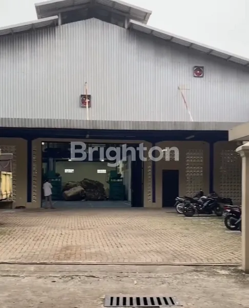 image GUDANG SIAP OPERASIONAL DI JAKTIM, LT 850M² SHM (2)