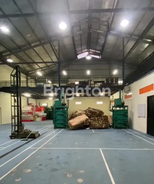 image GUDANG SIAP OPERASIONAL DI JAKTIM, LT 850M² SHM (3)