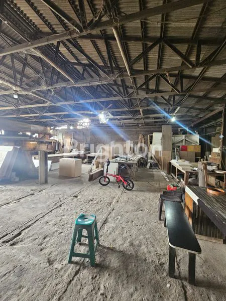 image LAHAN STRATEGIS 330M², DEKAT PLAZA CIBUBUR, SIAP PAKAI (2)