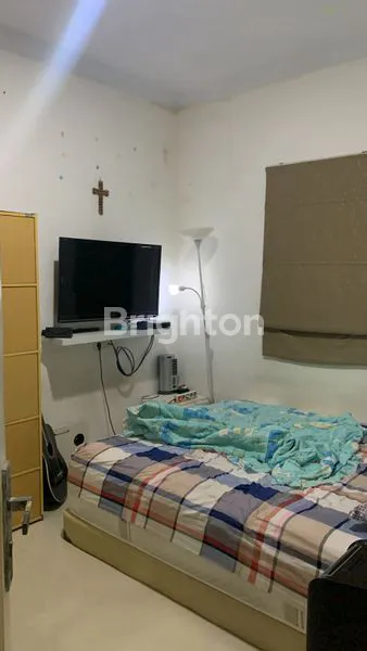 image RUMAH MEGAH PADEMANGAN SHM LUAS 5X15 LANTAI 4 (5)