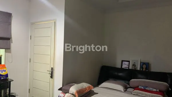 image RUMAH MEGAH PADEMANGAN SHM LUAS 5X15 LANTAI 4 (8)