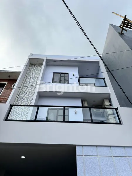 image RUMAH KOST EKSKLUSIF 3 LANTAI HANYA SELANGKAH KE SUHAT (1)