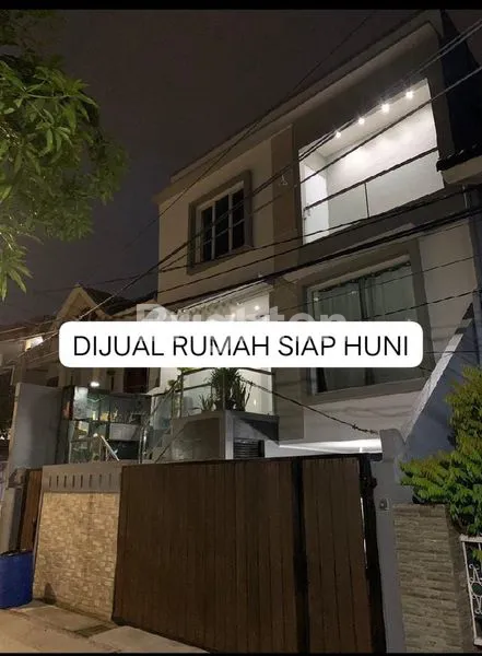 image RUMAH 3 LANTAI SIAP HUNI WALIKOTA KELAPA GADING LAMA (1)