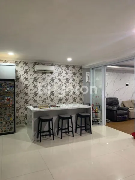 image RUMAH 3 LANTAI SIAP HUNI WALIKOTA KELAPA GADING LAMA (2)