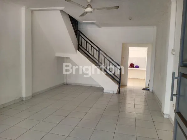 image RUKO DI SEWA DI DAERAH PADAT PENDUDUK (4)